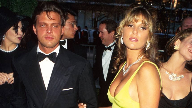 Luis Miguel y Daisy Fuentes en los Oscar 1996.