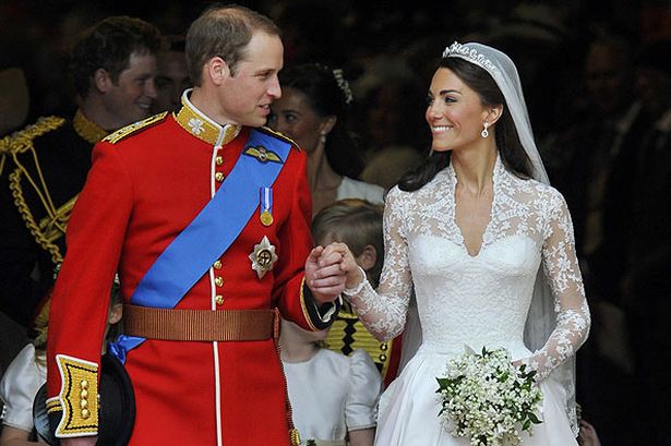 image-1-for-the-newly-weds-leave-westminster-abbey-gallery-29565629