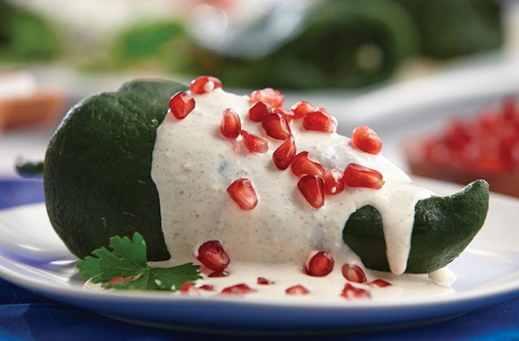 Lo que sí o sí debes saber sobre los chiles en nogada y dónde comer los mejores en México