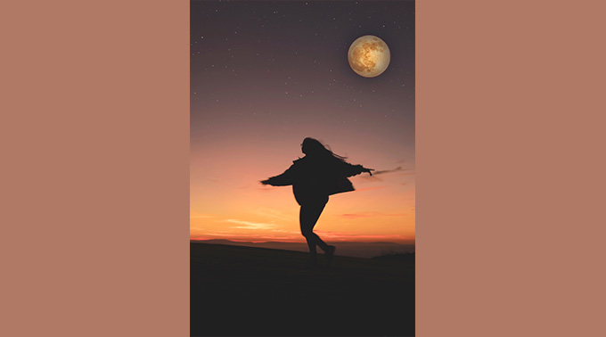 BAILANDO CON VENUS PARA MANIFESTAR CON LA LUNA LLENA