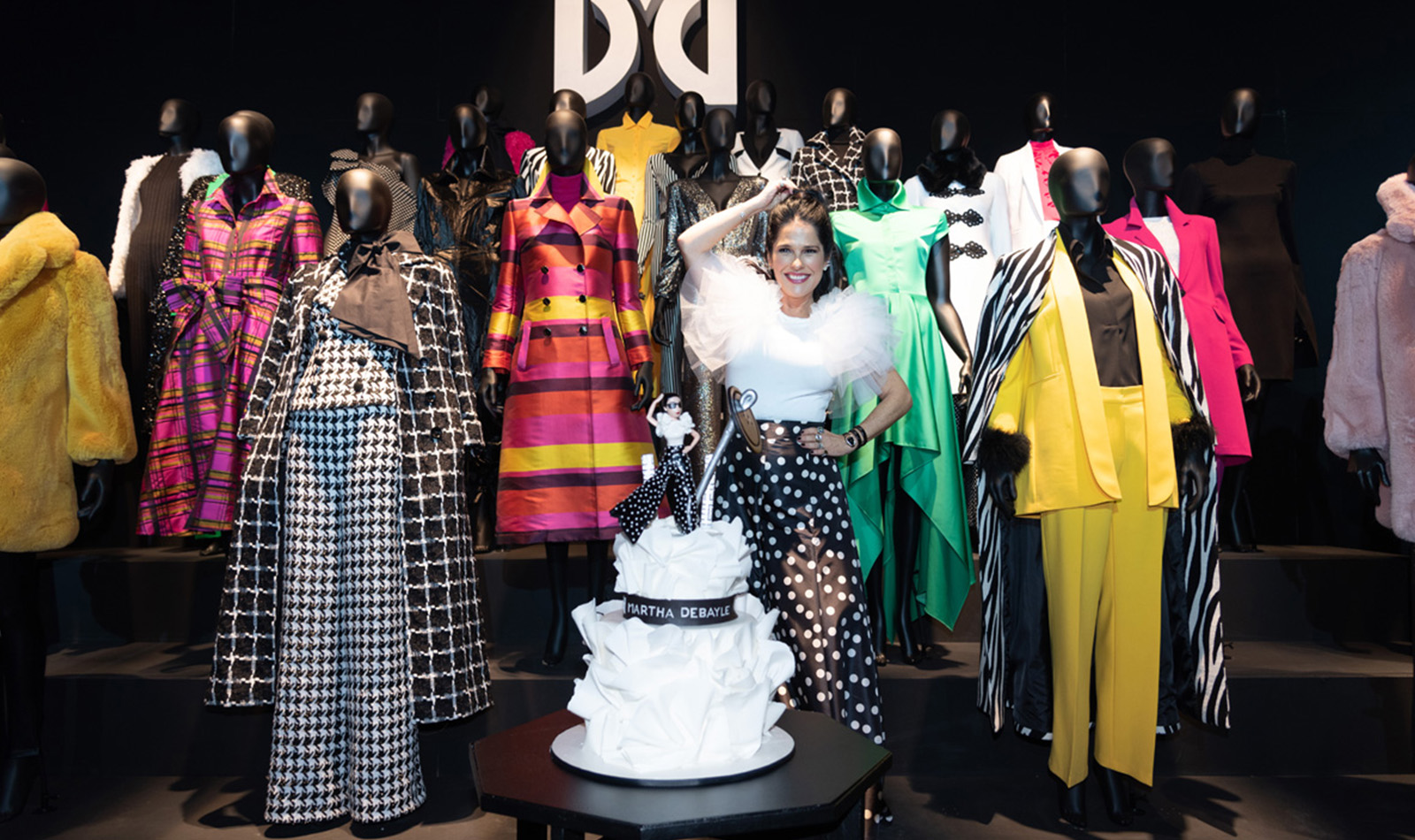Martha Debayle presenta su colección de ropa