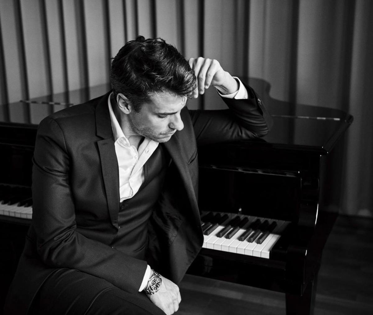 Jorge Viladoms, pianista mexicano.