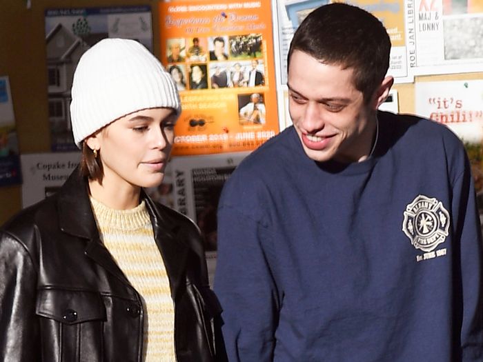 kaia-gerber-pete-dos