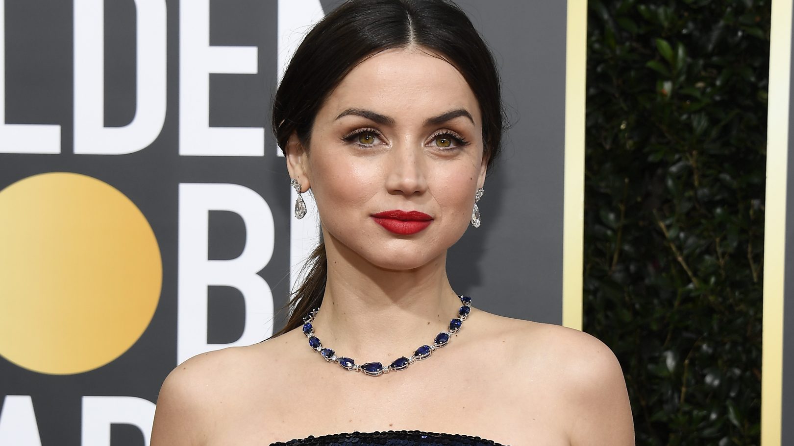 ana-de-armas.jpg