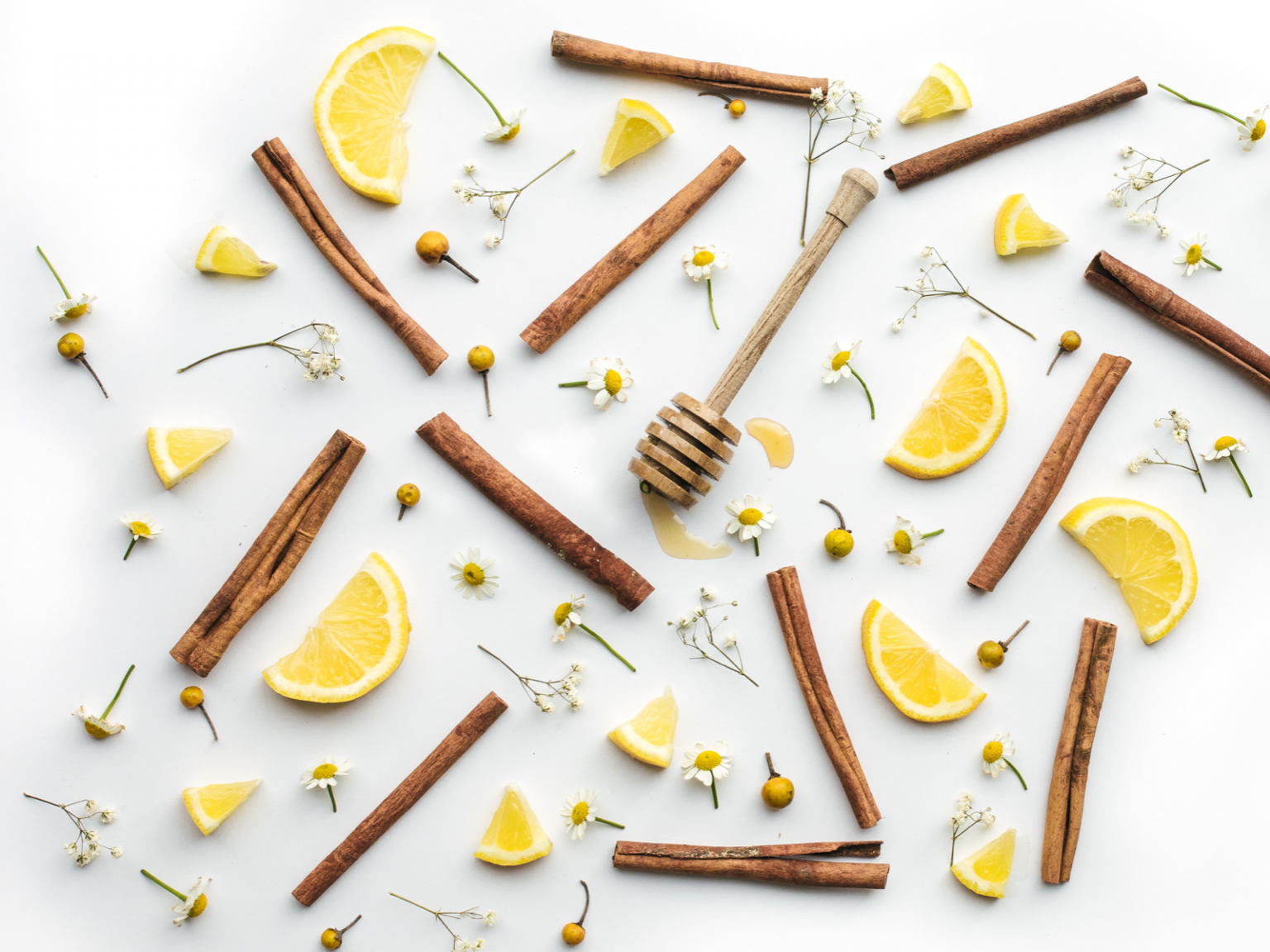 ¿Tienes antojos dulces?… ¡Consume canela!