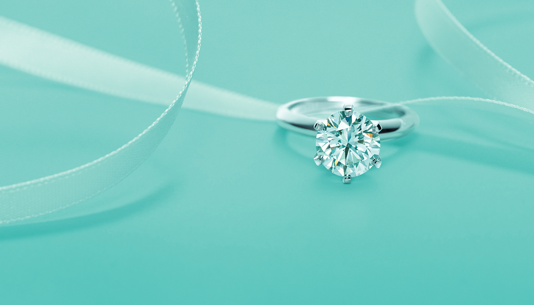 Lo que hace tan especial a los anillos de compromiso de Tiffany & Co