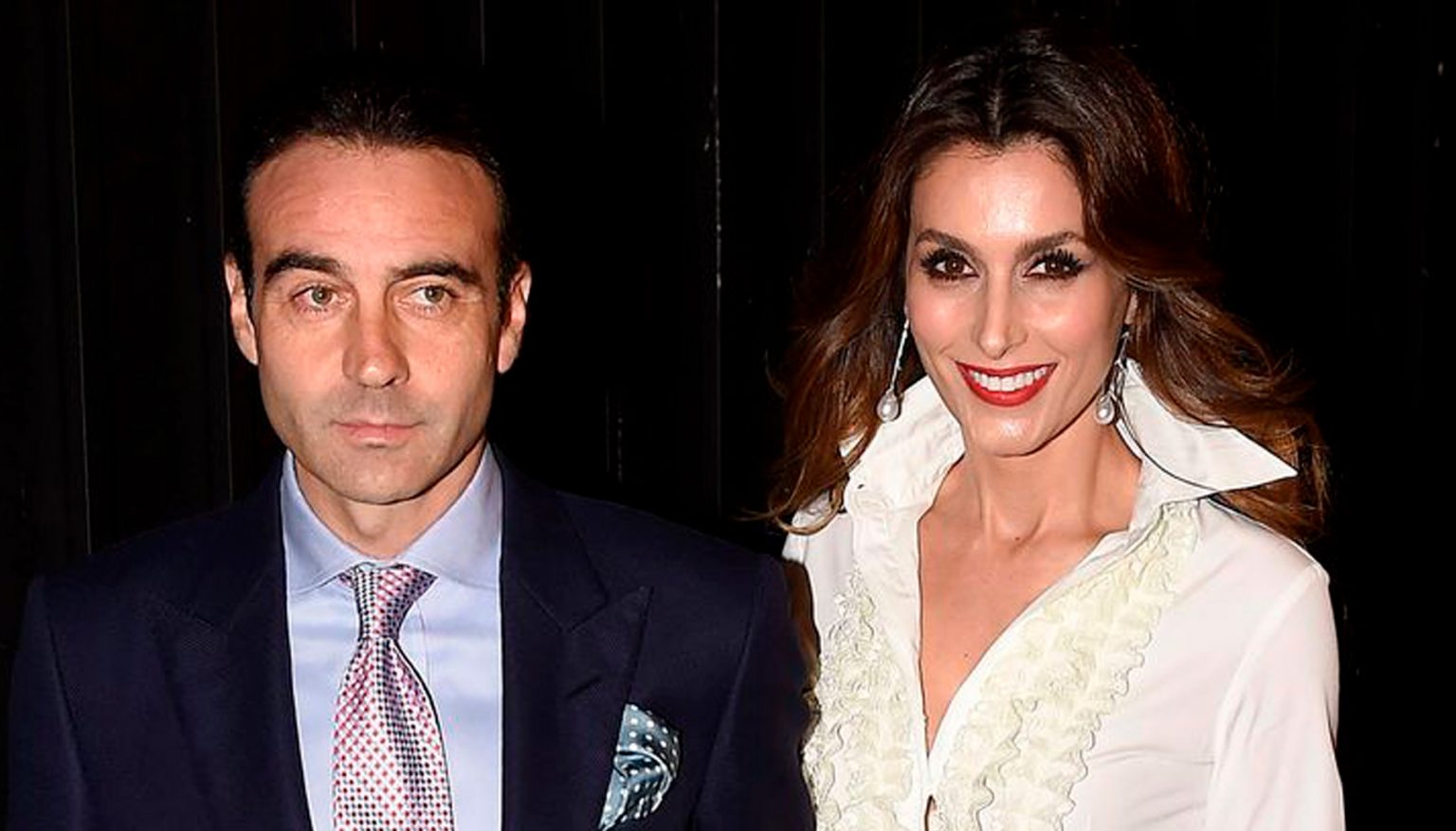 ¿Por qué Enrique Ponce no ha firmado el divorcio con Paloma Cuevas? ¿Por qué Enrique Ponce no ha firmado el divorcio con Paloma Cuevas?