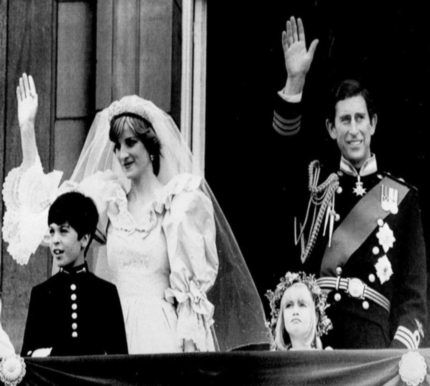 Boda de la princesa Diana y el príncipe Carlos en la que Clementine Hambro fue Dama de Honor.