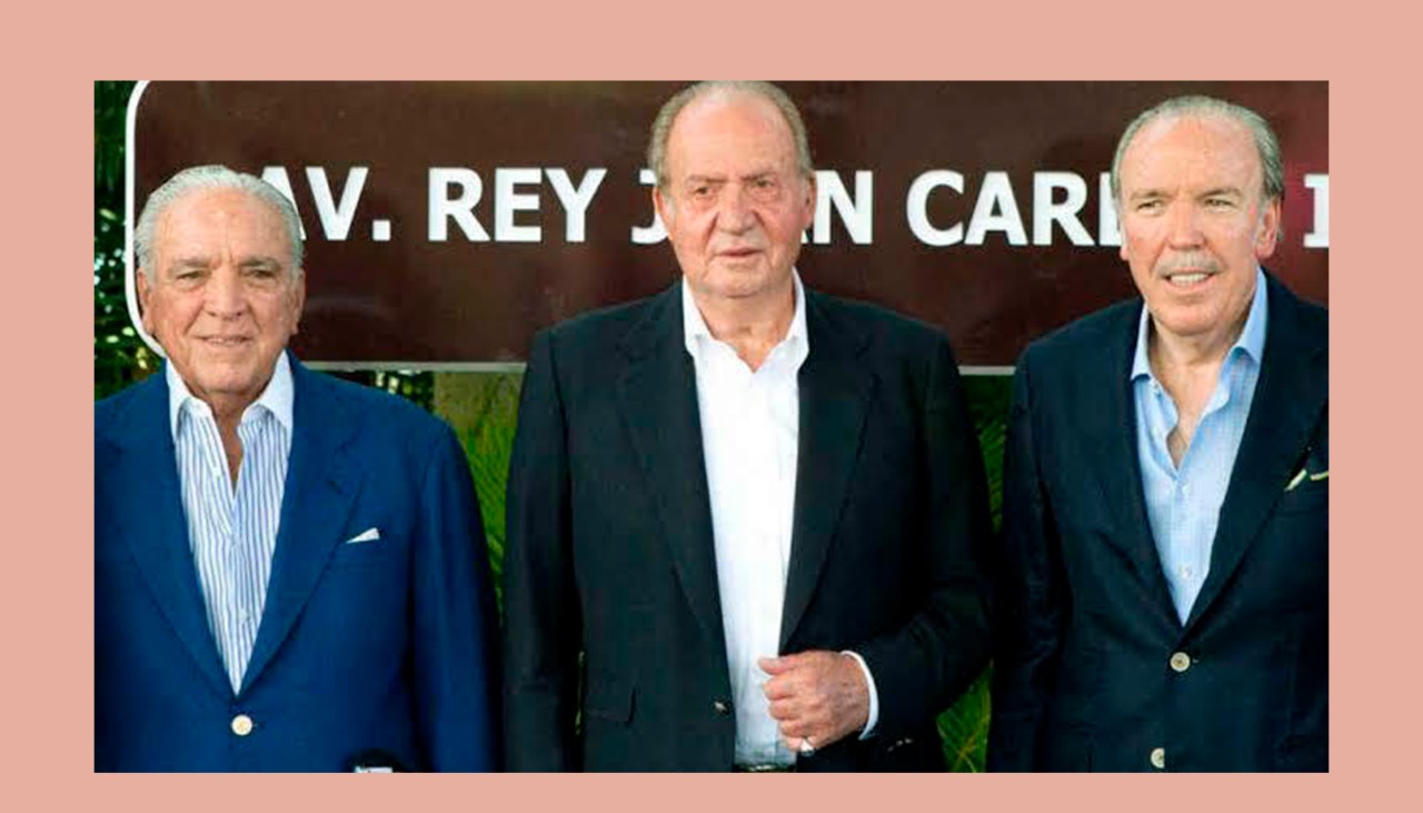 ¿Quiénes hospedan al rey Juan Carlos I?