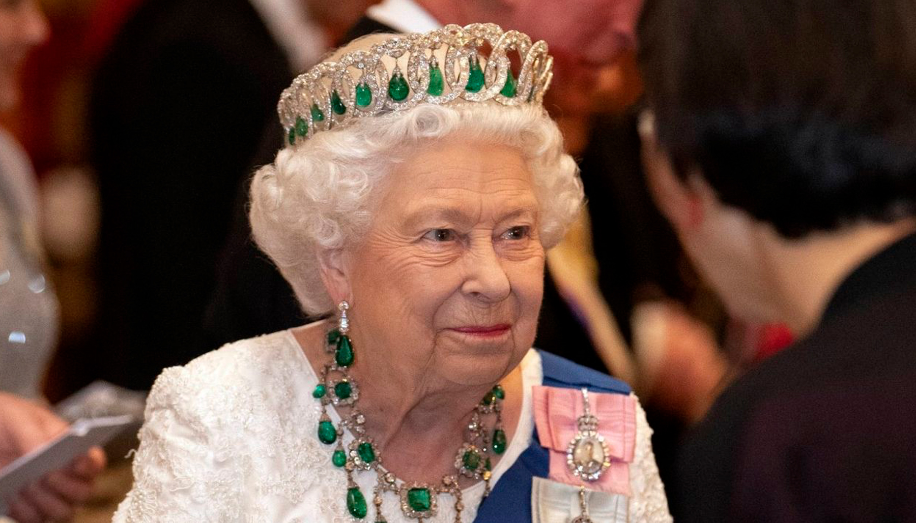 ¿Por qué a la Reina Isabel le urge regresar a Buckingham?