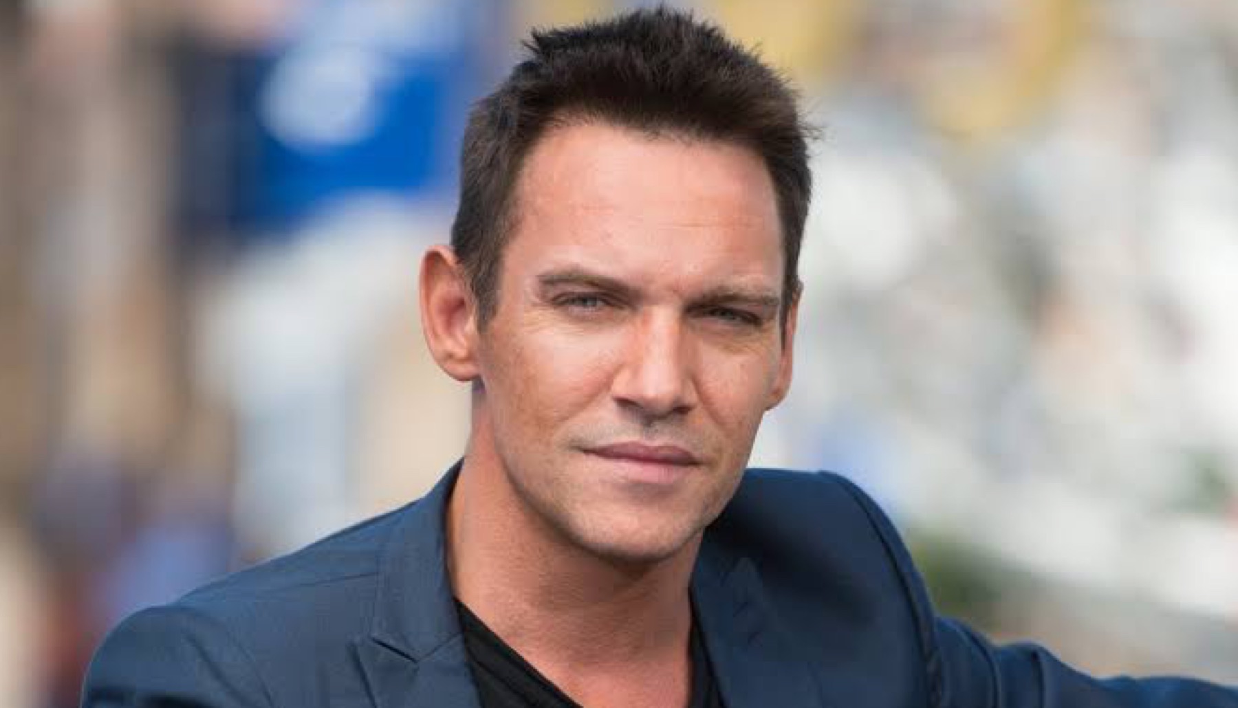 ¿Qué pasa con Jonathan Rhys Meyers?