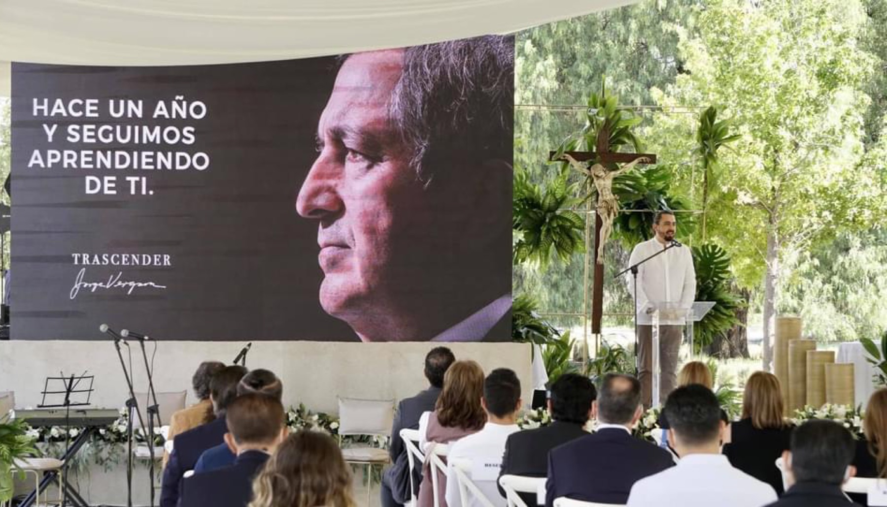Recuerda su familia a Jorge Vergara, a un año de su partida
