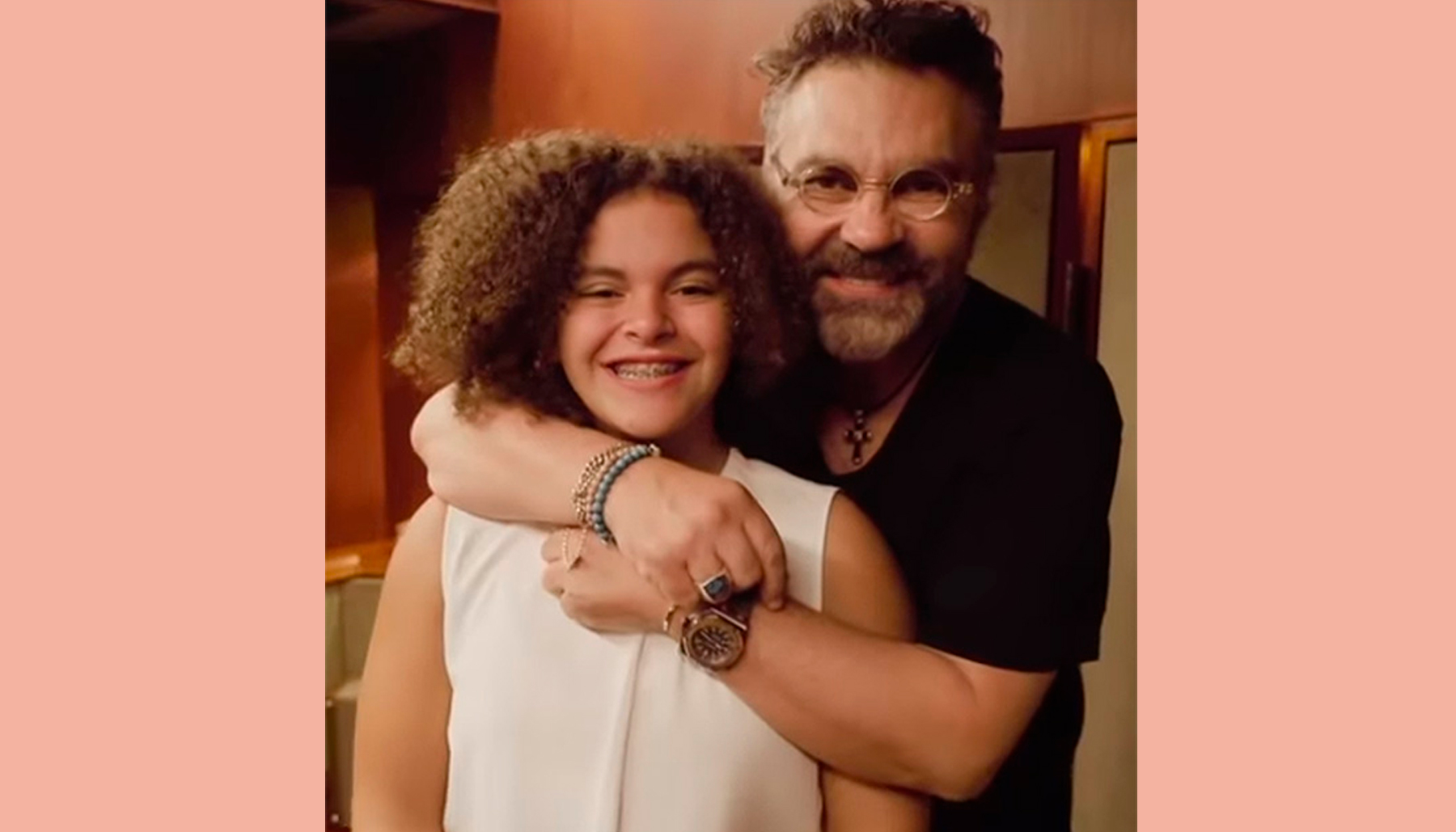 Lucerito canta con su papá