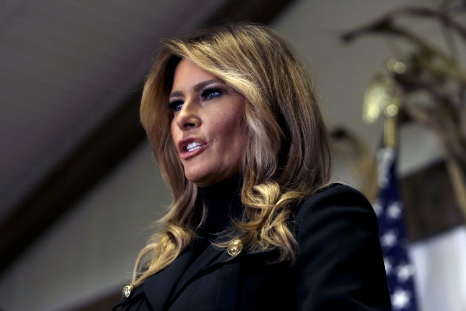 Melania Trump rompe una tradición en la Casa Blanca con Jill Biden