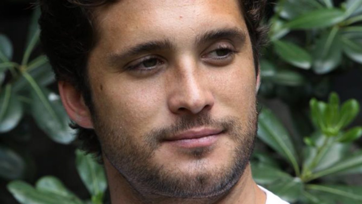 ¿Diego Boneta y Renata Notni son novios?