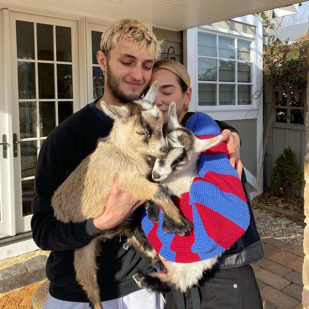 Dua Lipa y Anwar Hadid