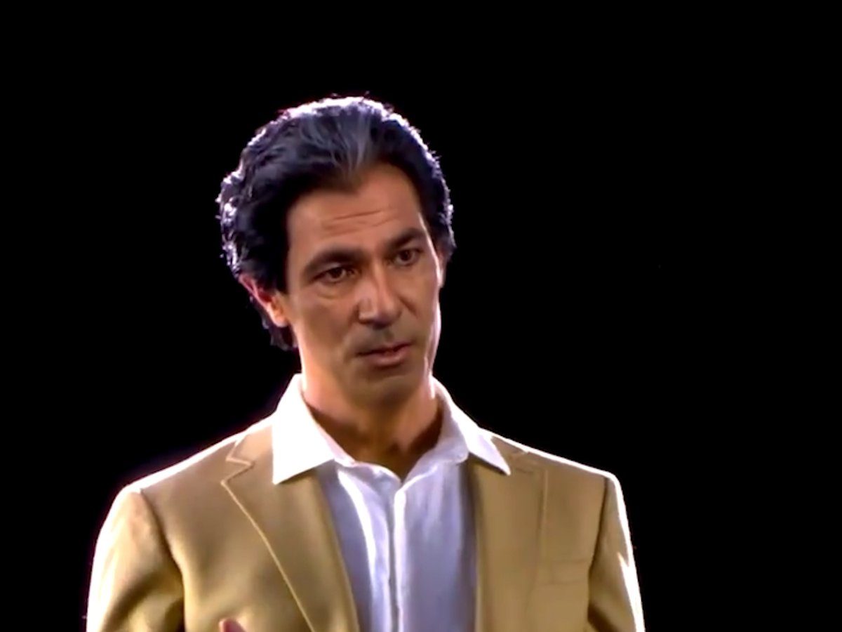 Holograma de Robert Kardashian, padre de Kim.