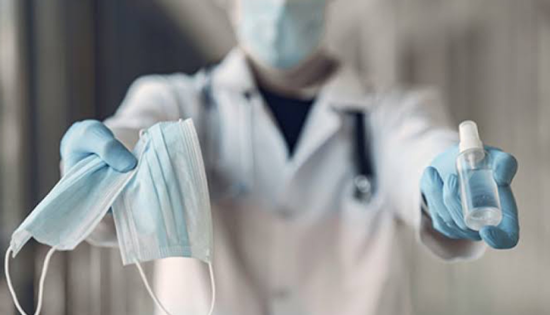 Mensaje de profesionales en medicina para evitar contagios de COVID-19