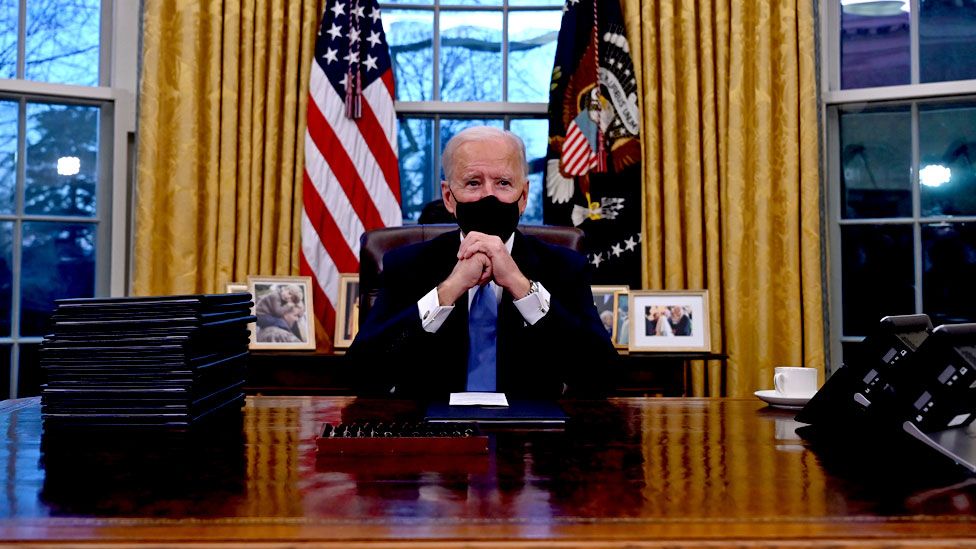 Biden habla por primera vez sobre la carta que le dejó Trump