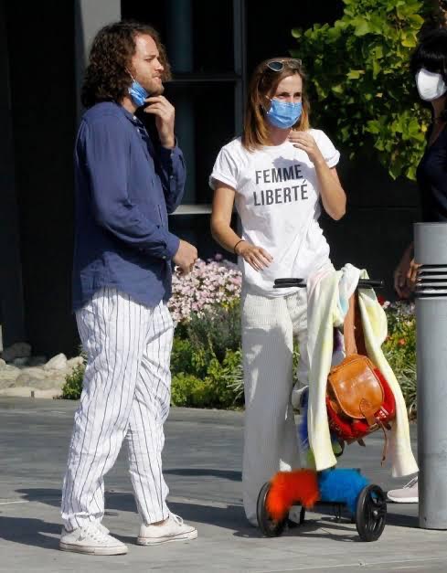 Emma-Watson-y-novio-3