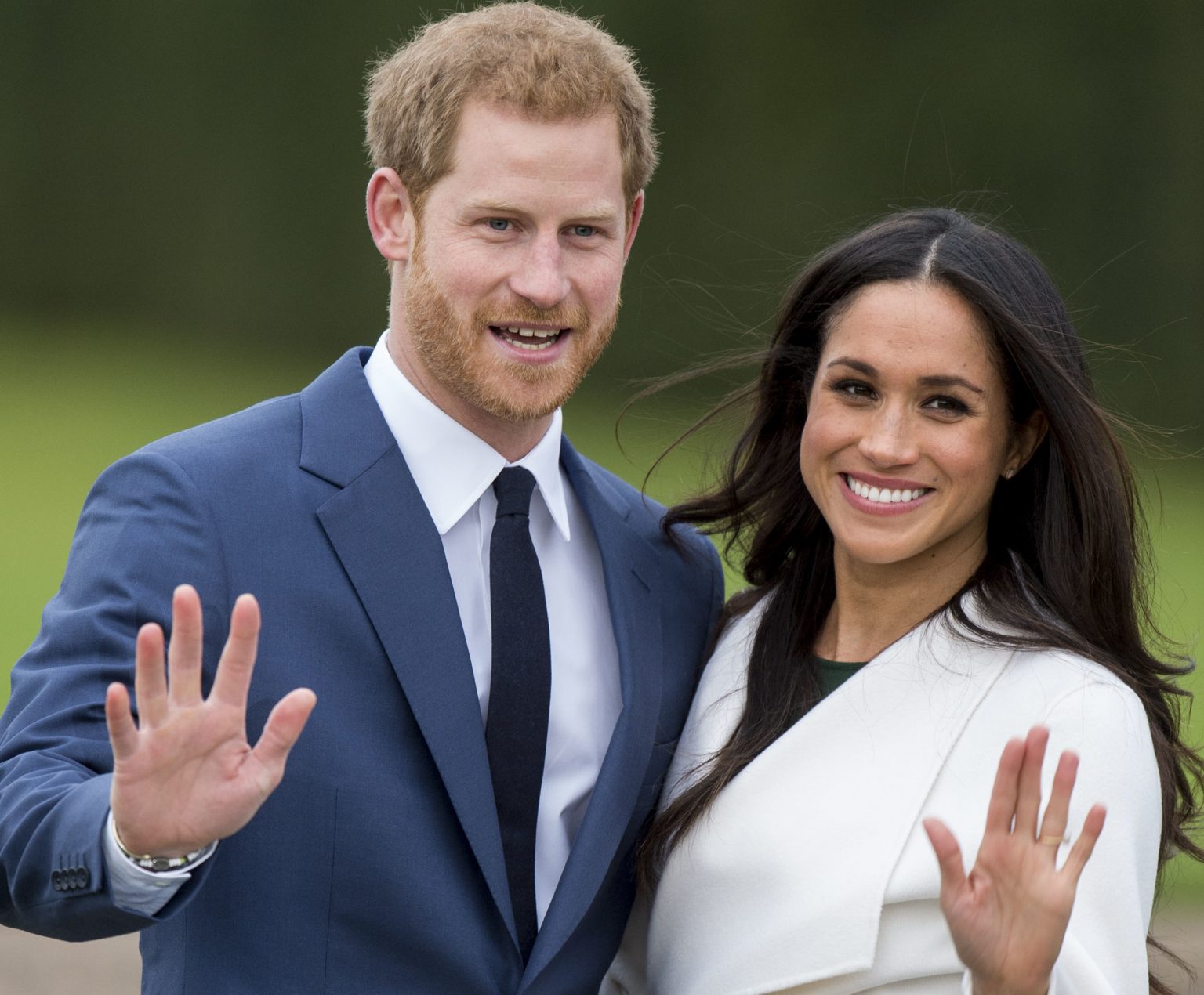 Harry-Meghan-Buckingham-2