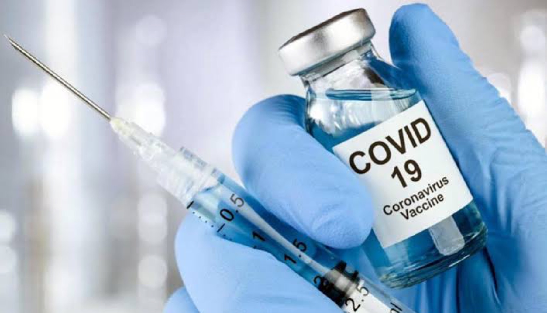 Conoce a las invitadas para hablar sobre la vacuna contra la COVID-19 en México