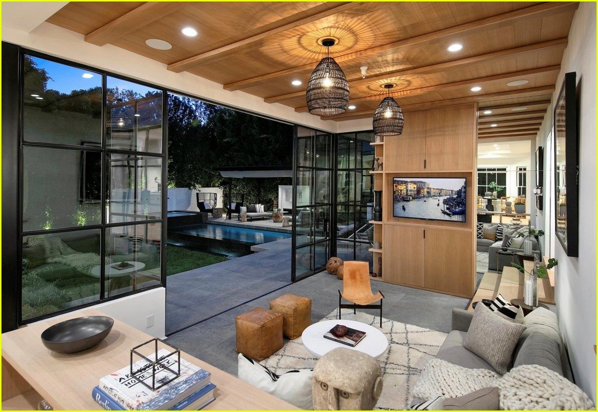 Mansion Bieber