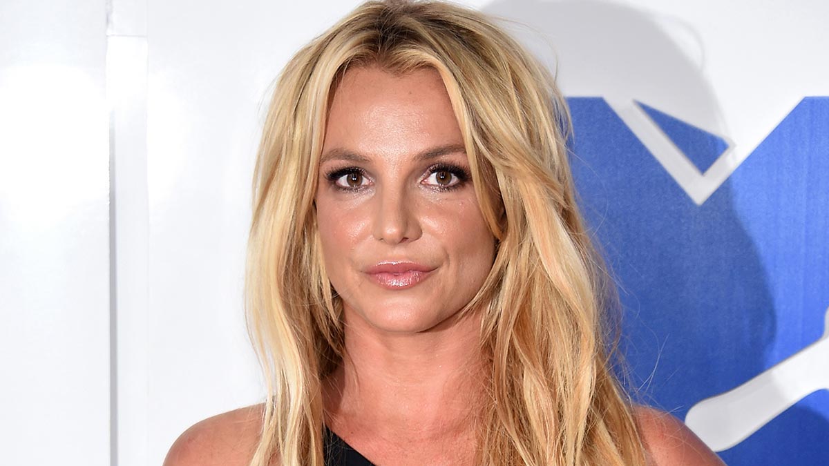 Britney Spears solicita legalmente que su padre sea reemplazado de su tutoría