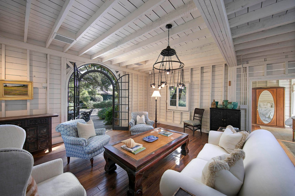 Casa-Adam-Levine-11