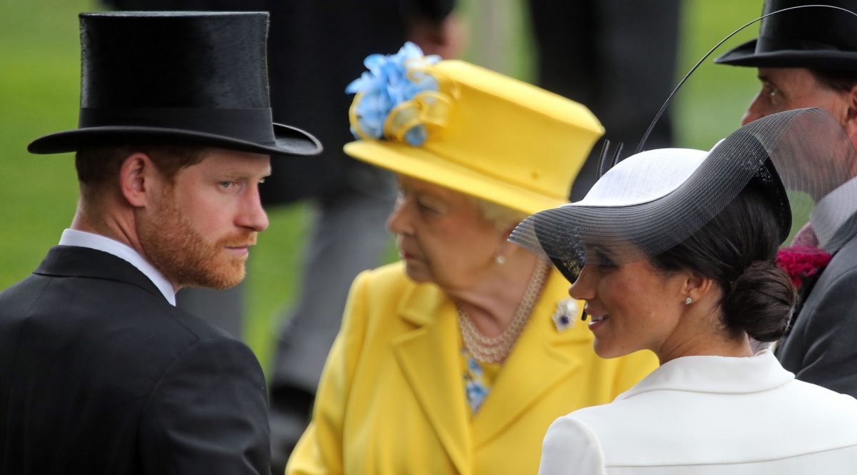 Millennials apoyan a Meghan y Harry, mientras que los más adultos a la monarquía