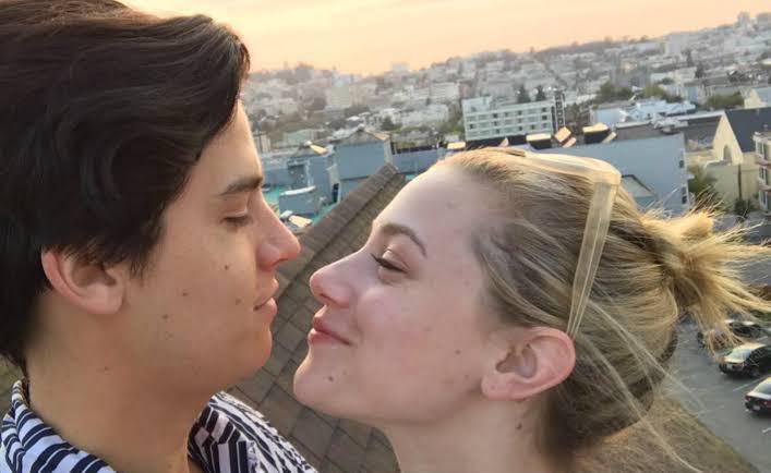 Cole y Lili Reinhart