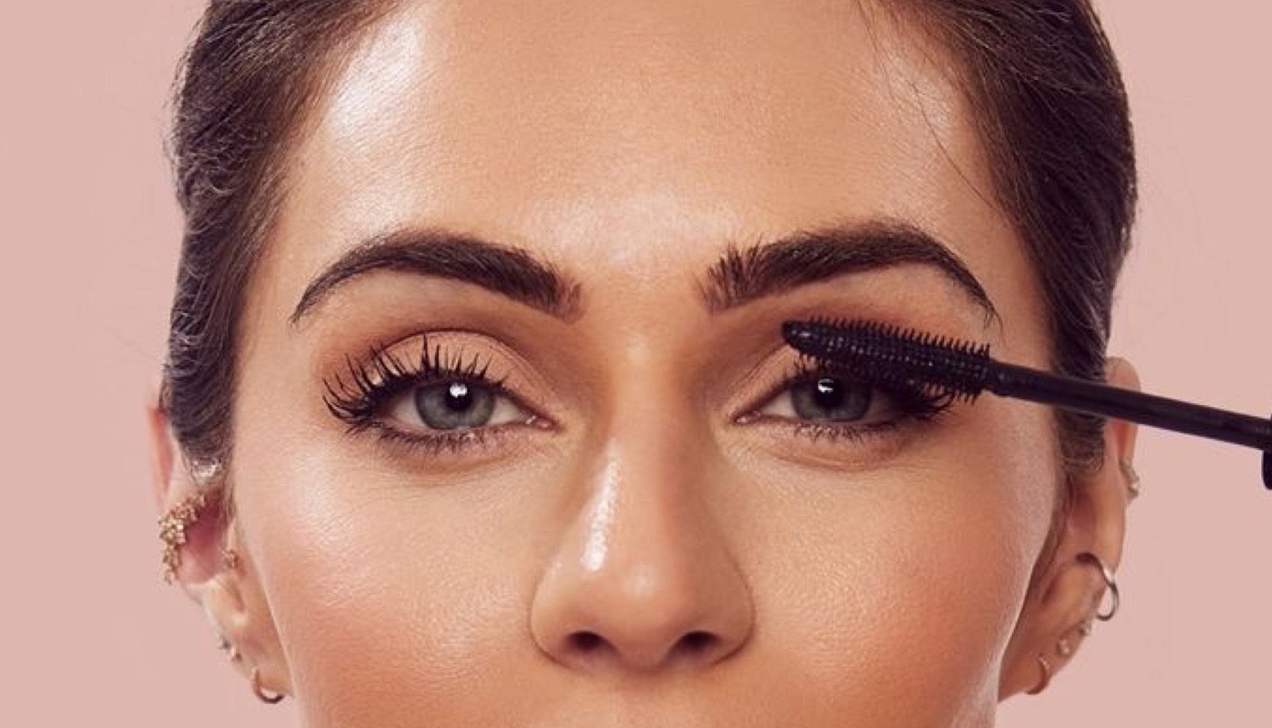 Regina’s Picks en productos de belleza: Rímeles, bloqueador y contorno de ojos