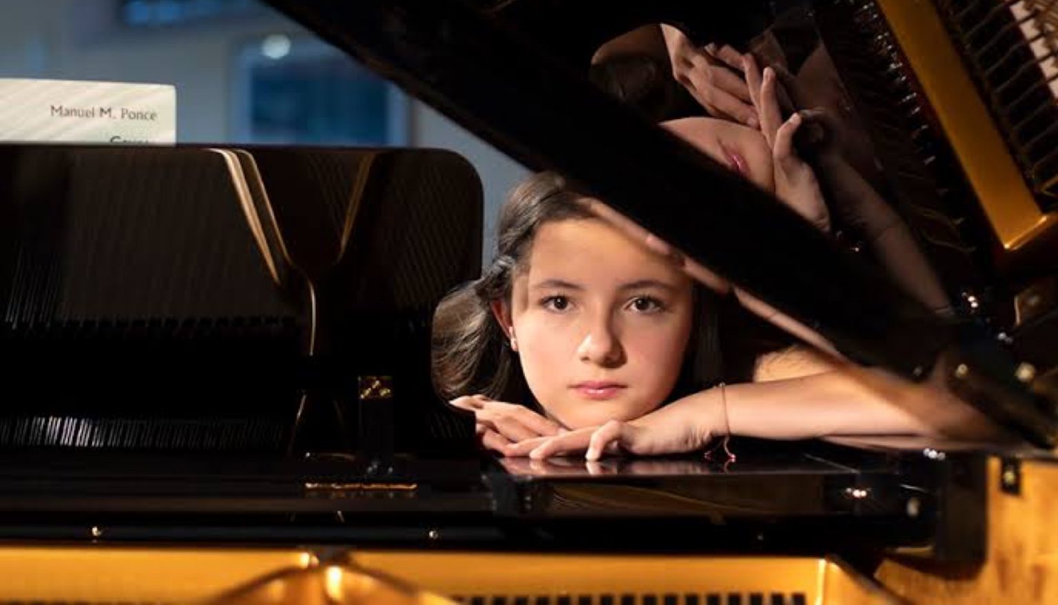 María Hanneman y Alexander Vivero, jóvenes promesas musicales de México