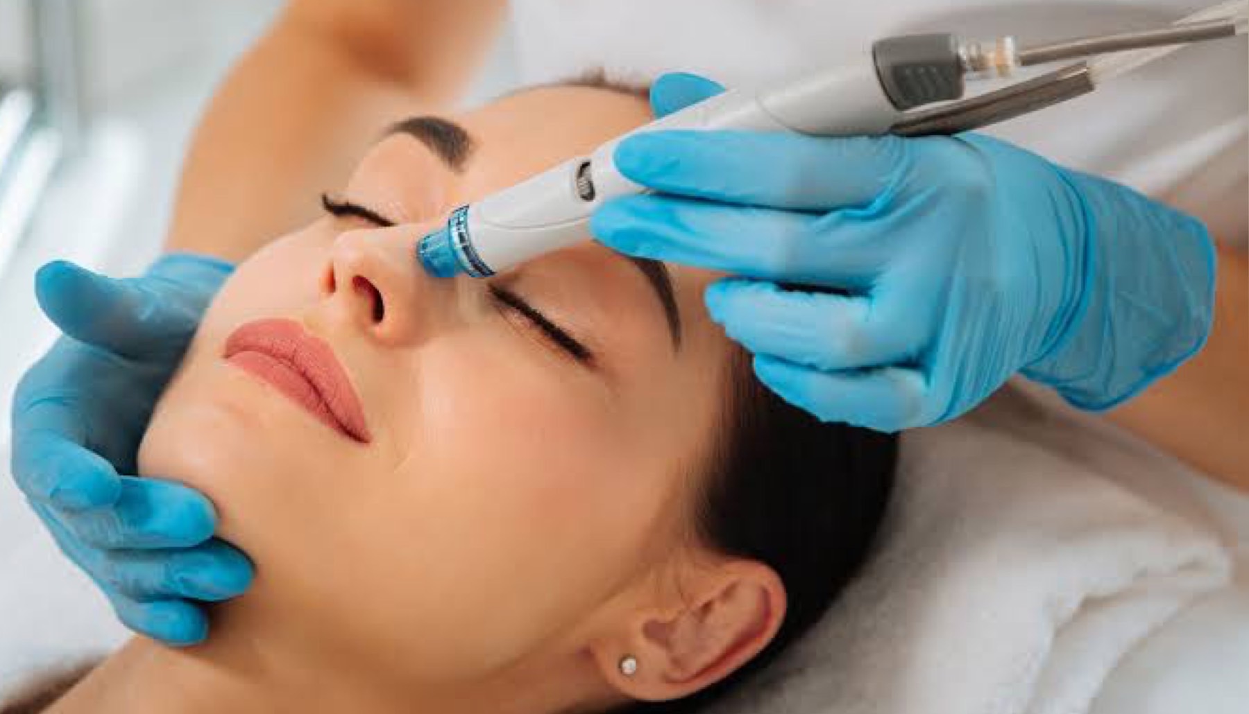 Regina’s Picks de belleza: tratamiento HydraFacial, funda de seda y productos para labios
