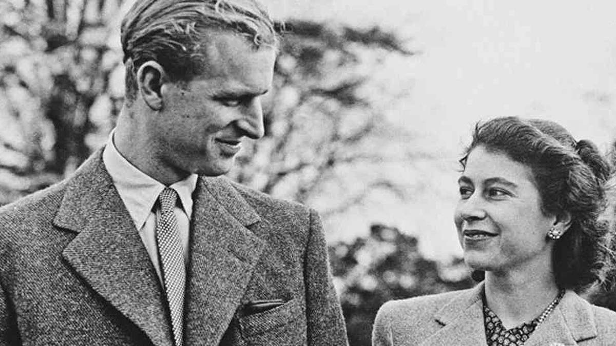¿Cuánto realmente amaba Felipe de Edimburgo a la reina Isabel II?