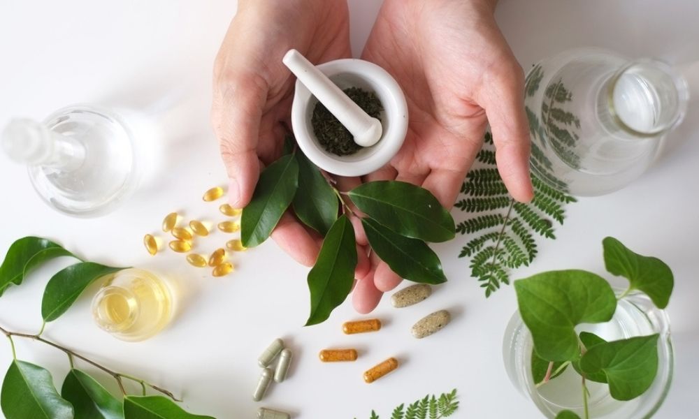 raises y plantas para medicina alternativa