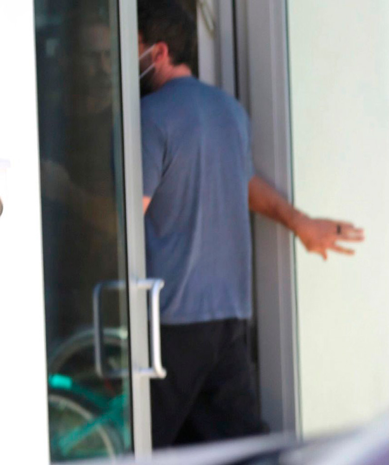 Ben-Affleck-espaldas