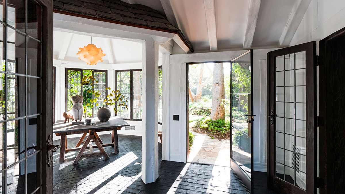 Casa-Ariana-Grande-California