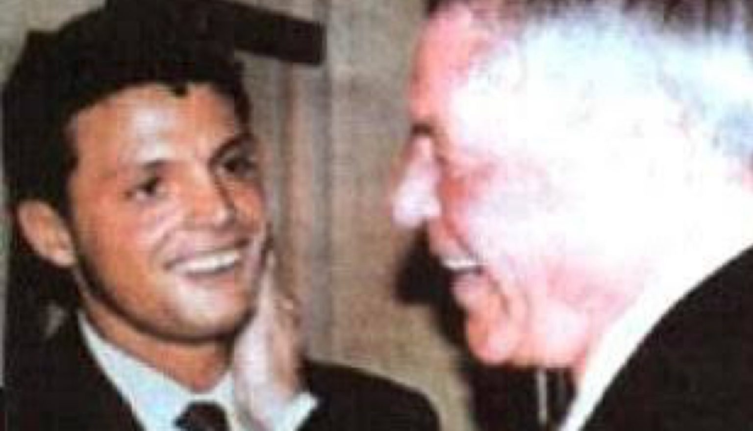 Esta es la carta que Frank Sinatra le escribió a Luis Miguel