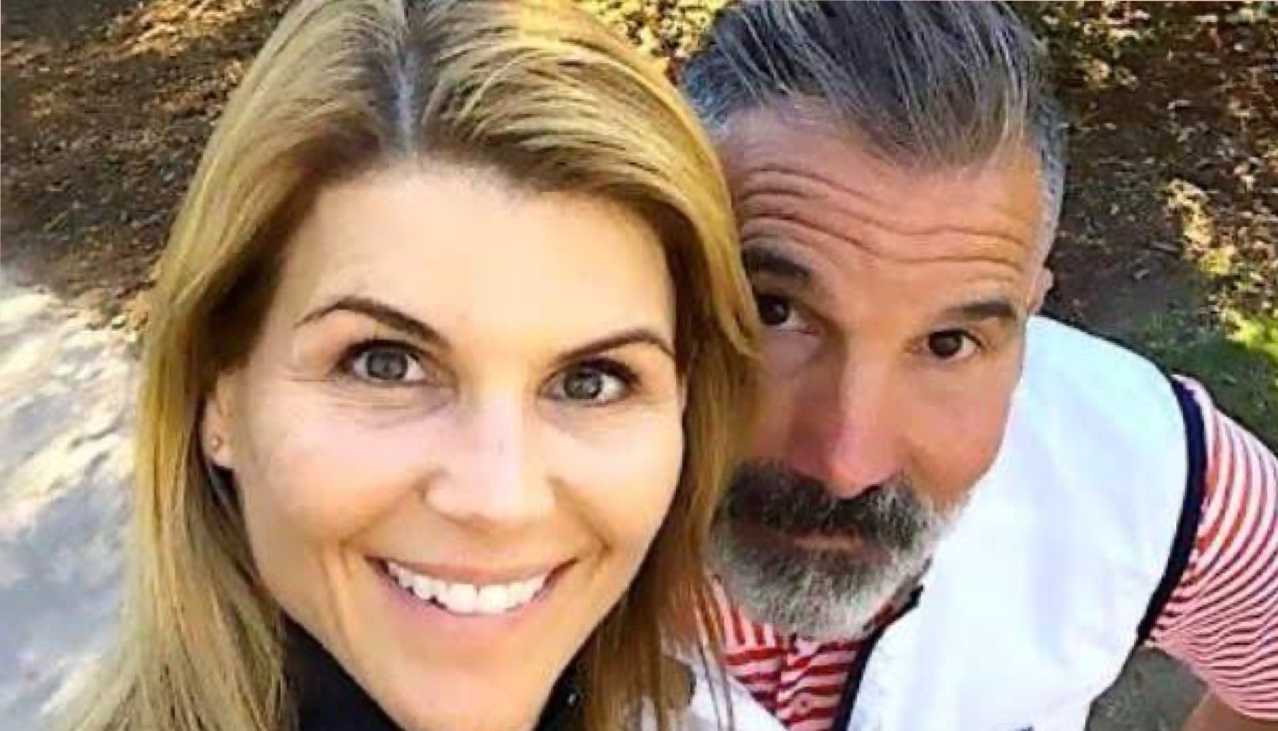 Lori Loughlin y Mossimo Giannulli fueron otorgados un permiso para viajar con sus hijas a Los Cabos