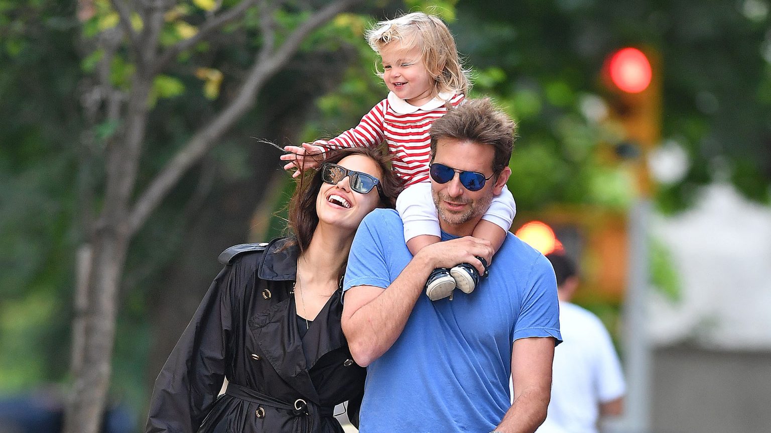 Irina Shayk, Bradley Cooper con su hija Lea