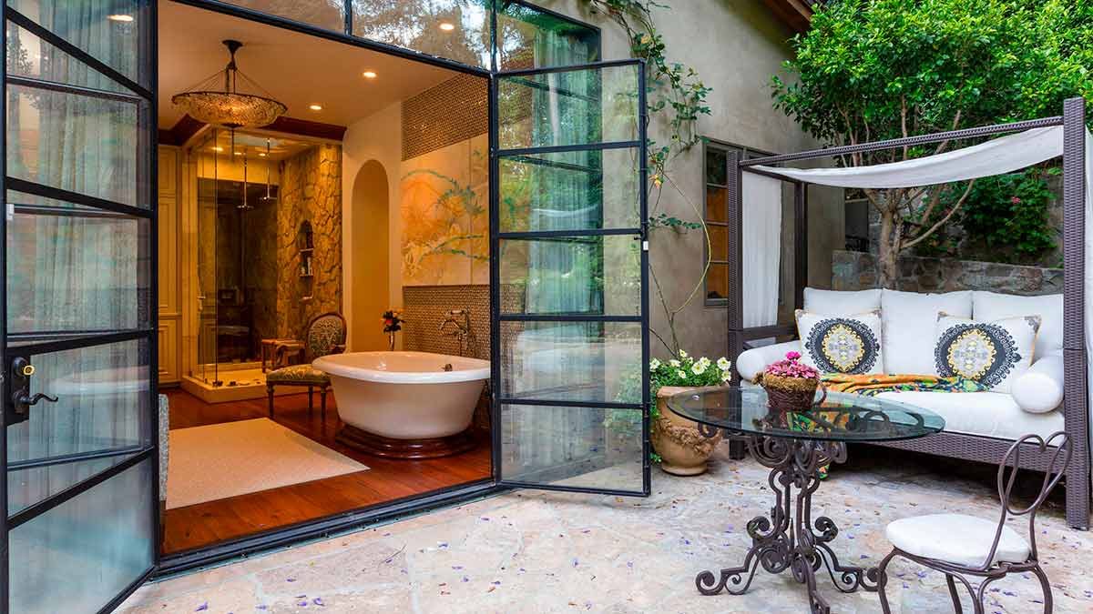 Casa-JLo-Bel-Air-5