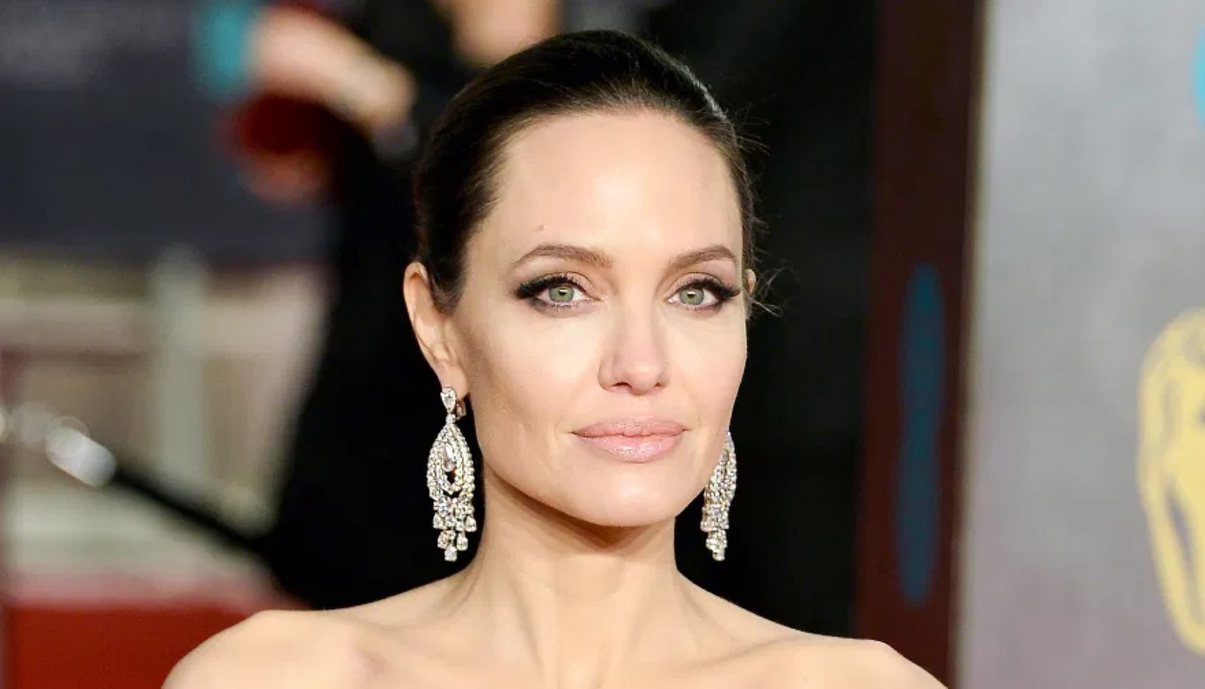 Angelina Jolie y su encuentro con el primero de sus tres maridos