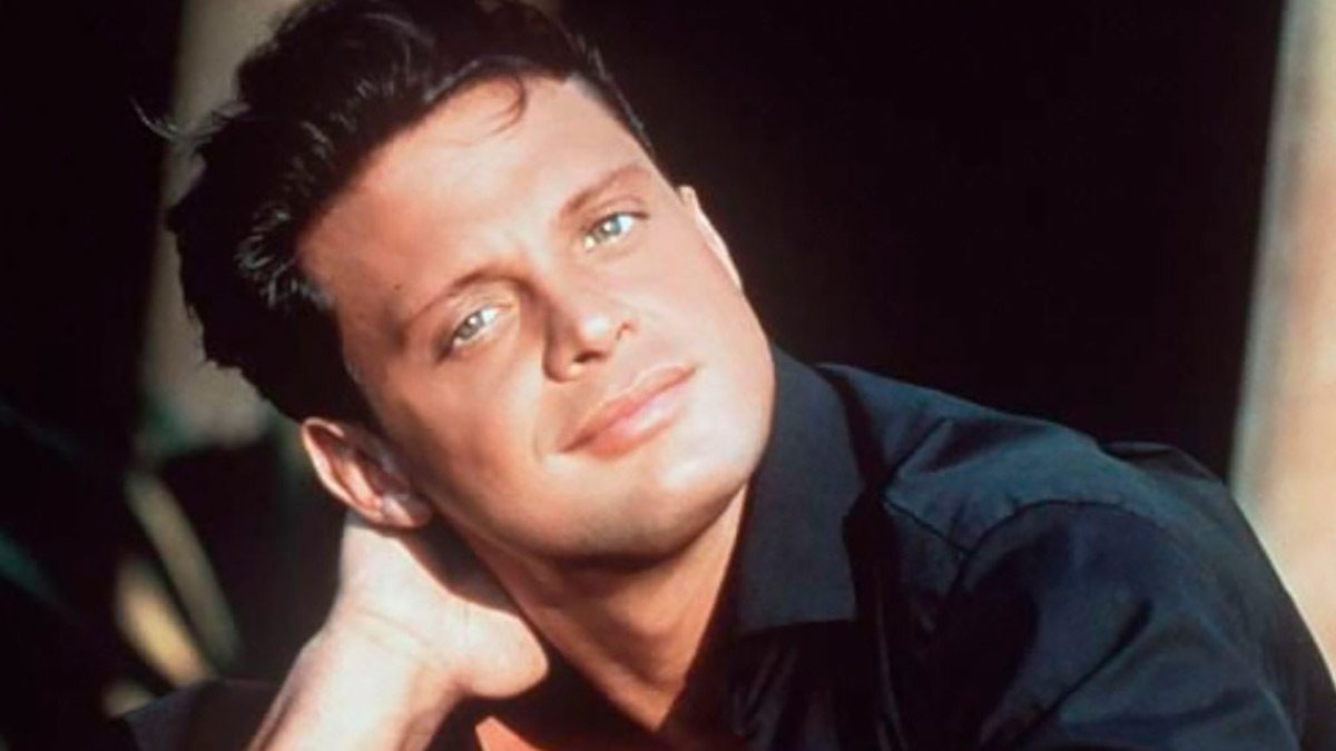 Aseguran que Luis Miguel aparecerá al final de la temporada 3 de su serie