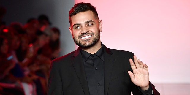  Michael Costello