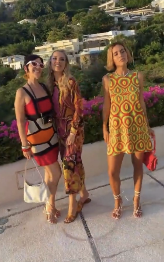 Stephanie, Michelle y Camila
