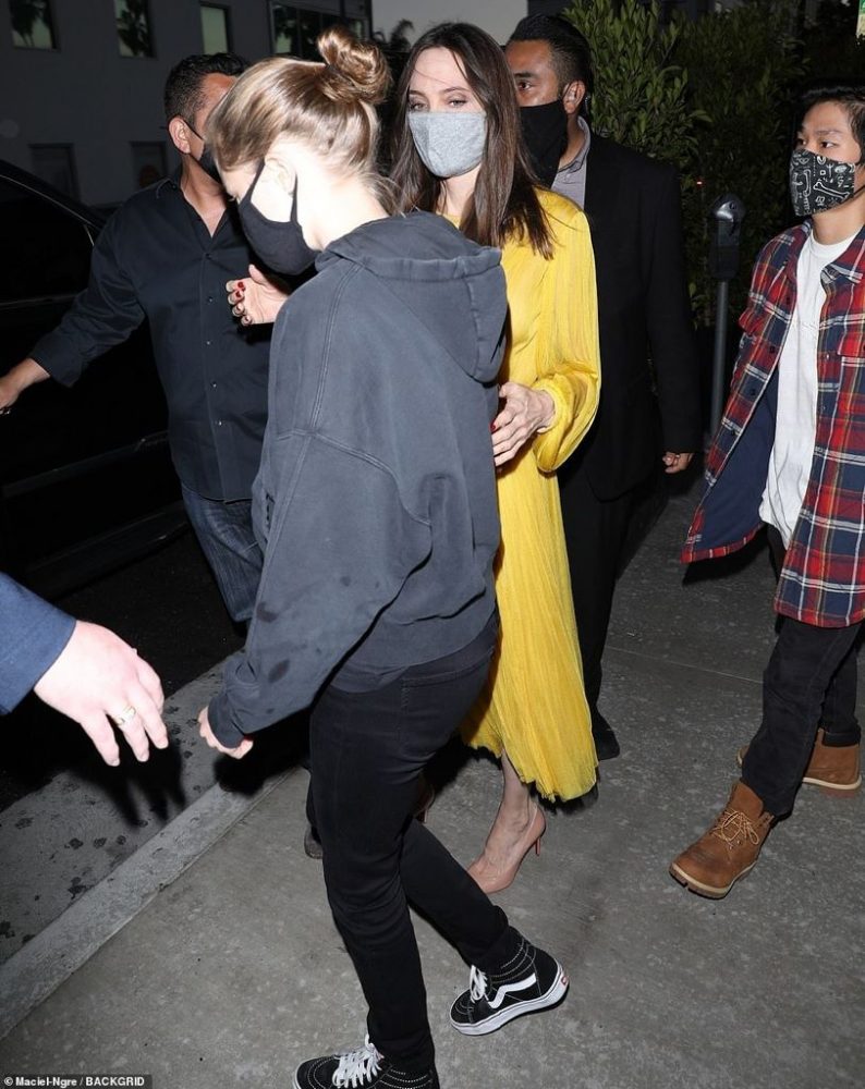 Shiloh, Angelina y Pax