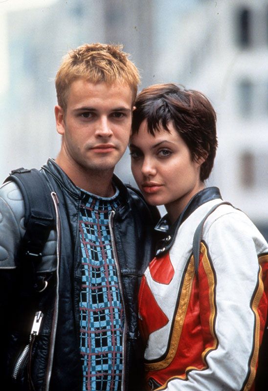 Angelina con Johnny Lee Miller