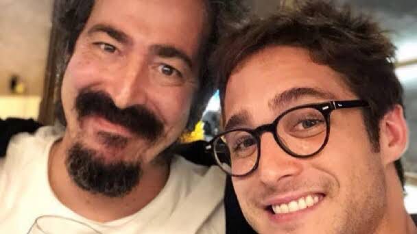 Diego Boneta con Tito en la serie