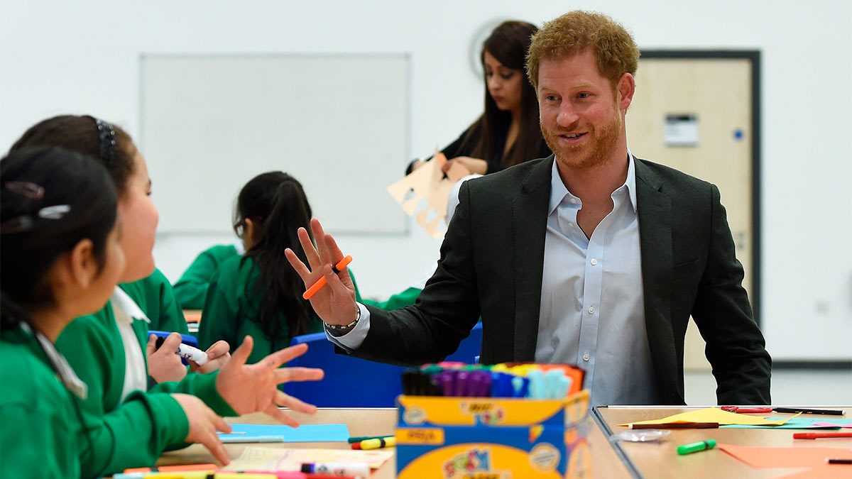 Harry-labor-humanitaria